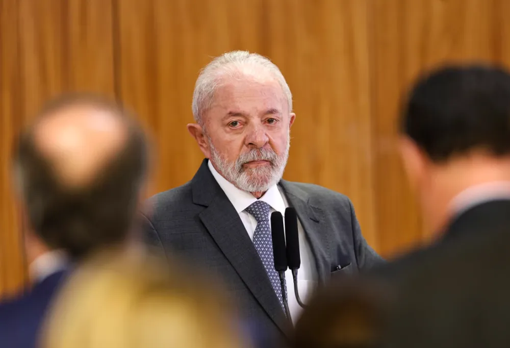 Ampliação de vagas na Câmara aguarda decisão de Lula