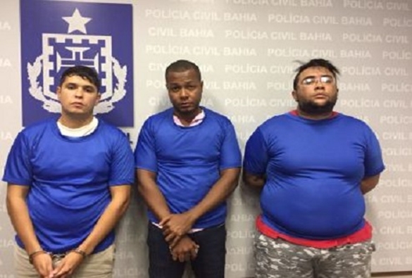 Quadrilha presa pela polícia comprou 600 abadás de camarotes com cartões fraudados