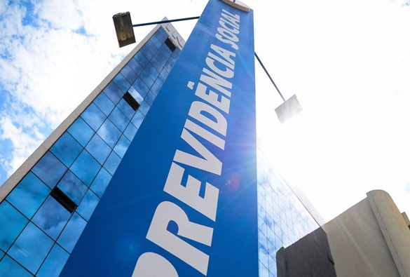 INSS suspende perícias para revisão do auxílio-doença