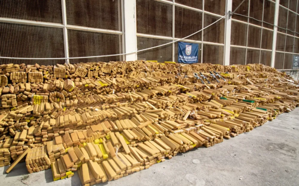 Megaoperação apreende cerca de 48 toneladas de maconha no Rio de Janeiro