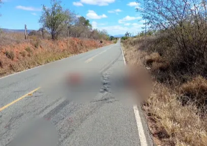 Homem tem corpo partido ao meio ao ser atropelado em Macaúbas