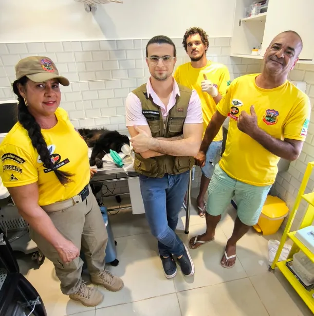 Macaco resgatado pela GASA passa por avaliação veterinária