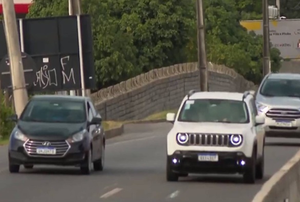 Mais de 40 mil motoristas são multados por não ligaram o farol baixo em rodovias federais na Bahia