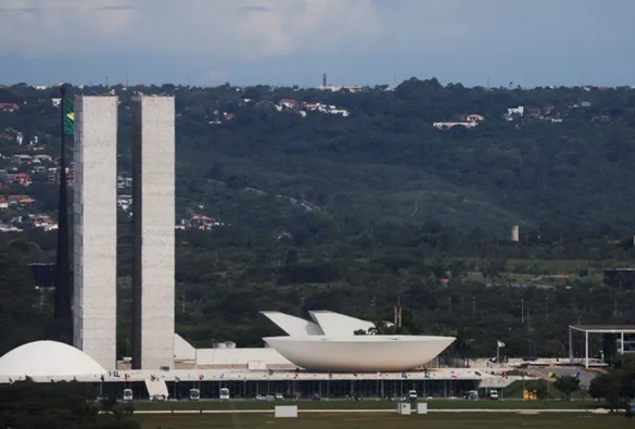 Câmara aprova projeto que compensa estados e municípios com R$ 27 bilhões por queda de arrecadação no ICMS
