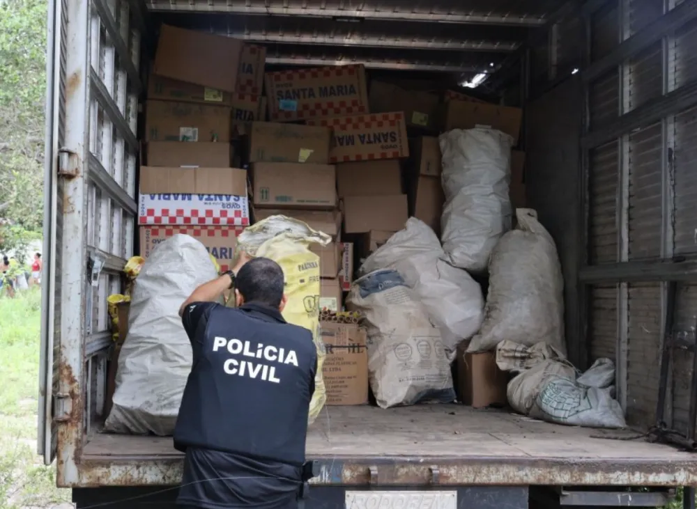 Megaoperação apreende mais de 2 milhões de fogos juninos ilegais