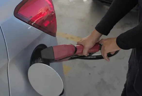 Diferença nos preços de combustíveis chama atenção entre Brumado e Livramento