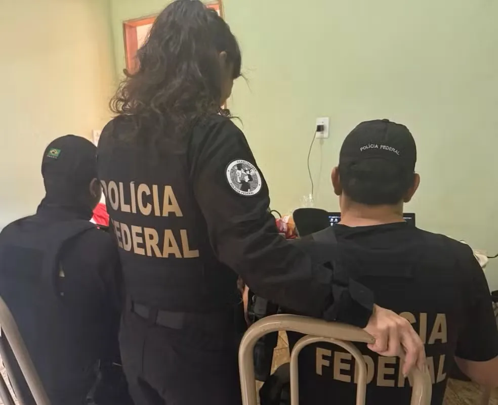 PF deflagra 10ª fase da Operação Voz da Infância; homem é preso em Guanambi e mídias são apreendidas