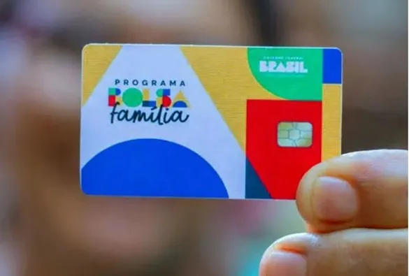 Bolsa Família terá 15% de aumento, anuncia governo; de R$ 600 para R$ 691