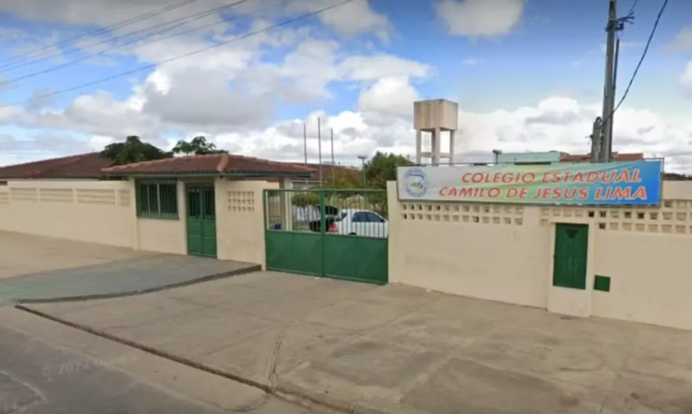 Estudante leva tiro defronte à escola em Vitória da Conquista