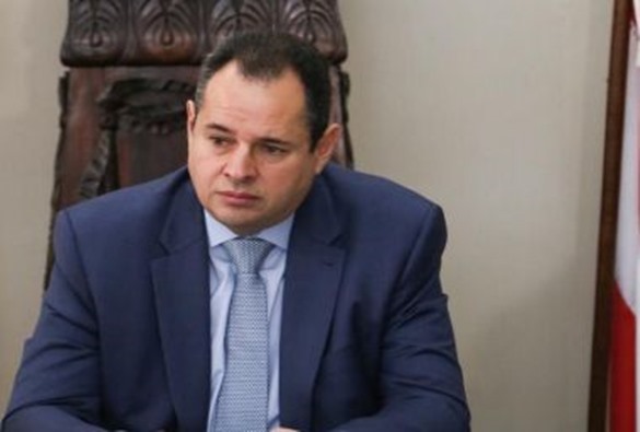 AL-BA: Dos 51 candidatos à reeleição, mais da metade é milionária; Nelson Leal é o mais rico