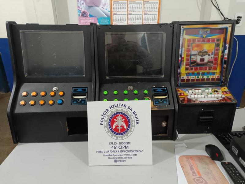  Máquinas caça níqueis são apreendidas em Livramento