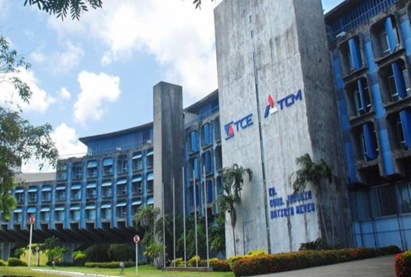  Prefeito de Livramento é obrigado pelo Tribunal de Contas dos Municípios a devolver mais de R$ 50 mil aos cofres públicos