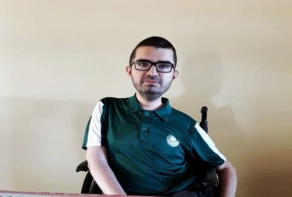 Dom Basílio: Morre aos 31 anos, Anderson Caíres, o General