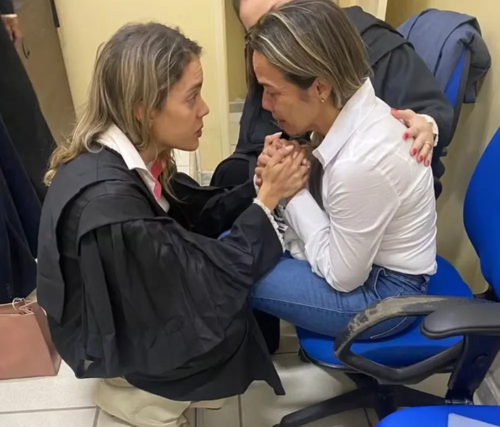 Filha se torna advogada e defende a mãe 12 anos após acusação de homicídio