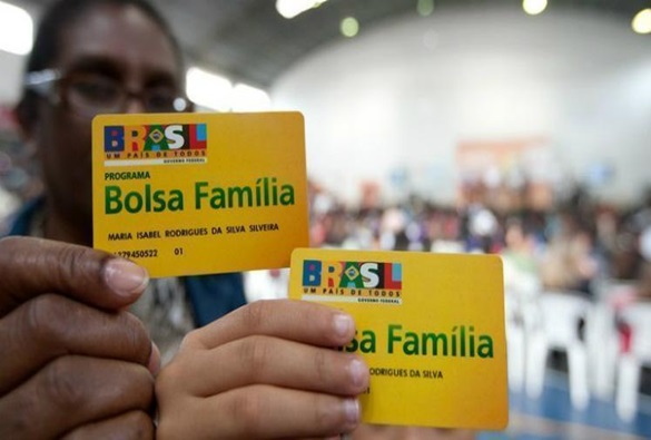 Bolsa Família começa a pagar R$ 2,6 bilhões para beneficiários