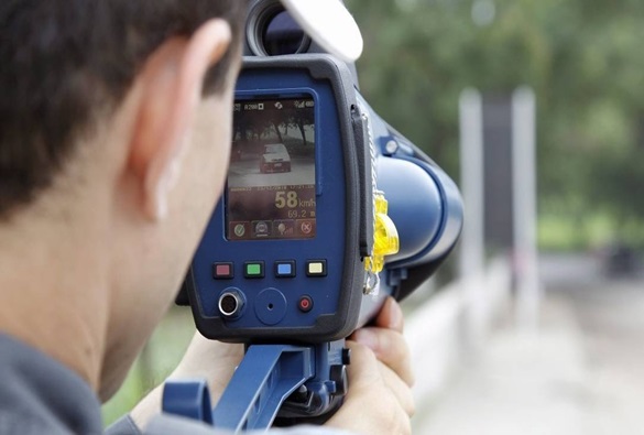 Bolsonaro quer acabar com radares móveis na semana que vem