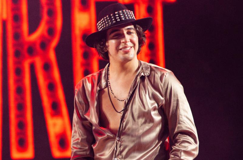 Cantor Nattan anuncia pausa na carreira para realizar tratamento de saúde