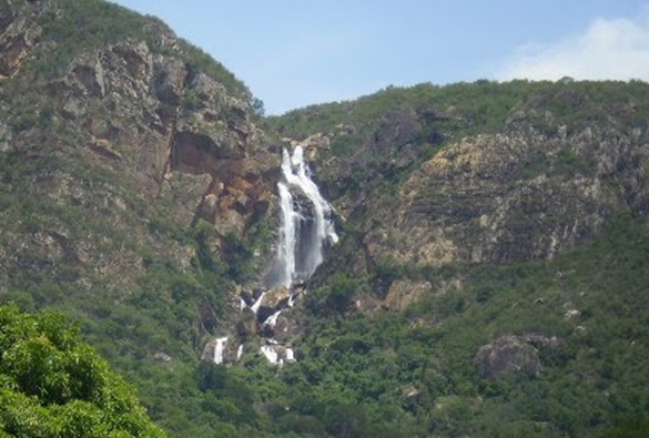 Tarde de terça-feira foi marcada por ventania e chuva em Livramento; temperaturas voltam a subir hoje