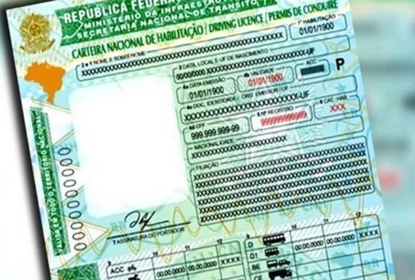 Bolsonaro quer CNH válida por 10 anos para pessoas com até 75