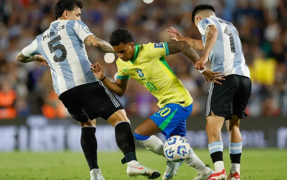Brasil é goleado pela Argentina em derrota histórica