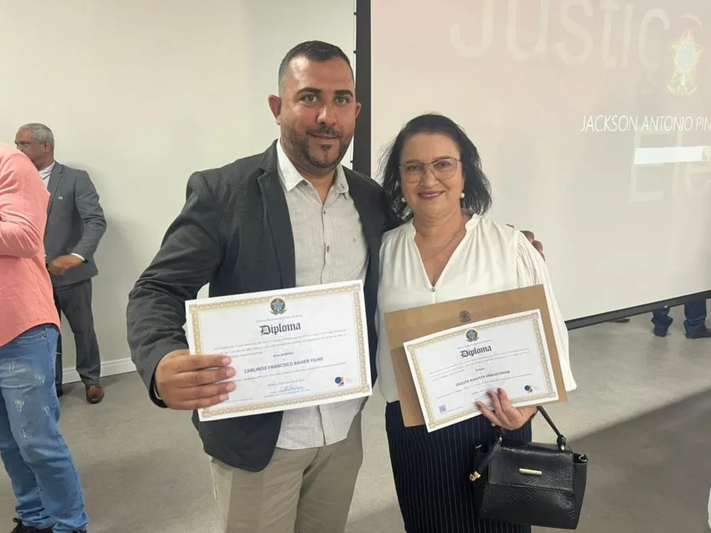 Prefeita reeleita de Boninal, Celeste Augusta, é diplomada em cerimônia solene