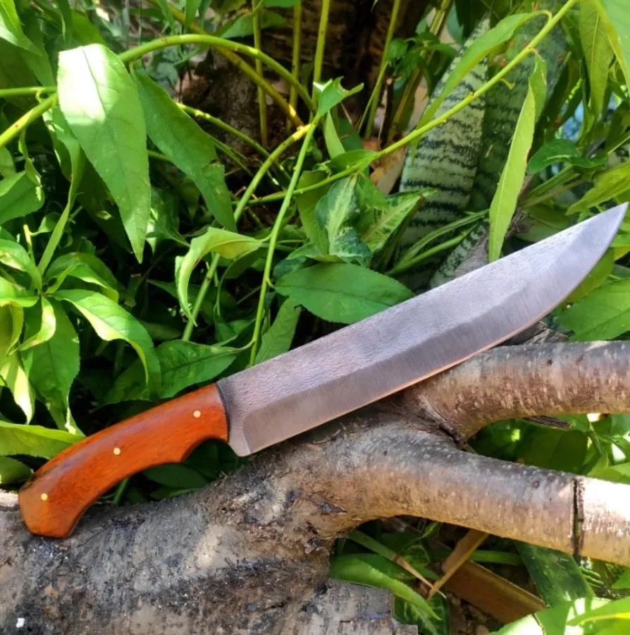 Mulher é esfaqueada durante briga motivada por ciúmes em Brumado