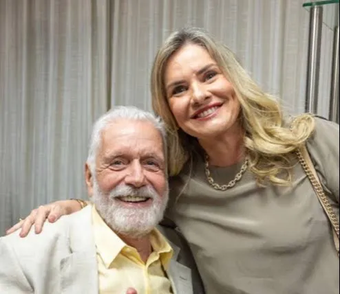 Jaques Wagner defende permanência de Ivana Bastos na presidência da ALBA