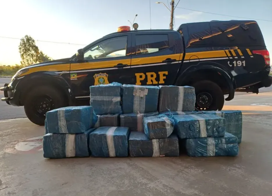 PRF apreende mais de 300 KG de maconha em Vitória da Conquista