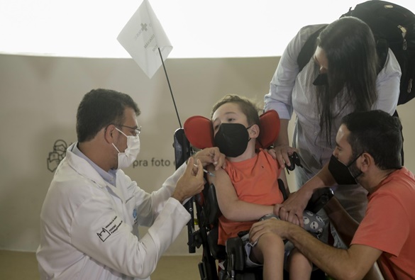 Rede pede ao STF que obrigue Conselhos Tutelares a fiscalizar pais que não vacinam filhos contra covid-19