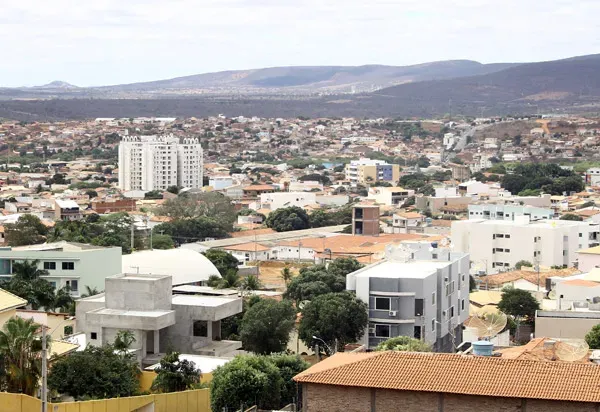 Ministério Público investiga preços de combustíveis em Brumado; postos deverão apresentar dados de custos e margens