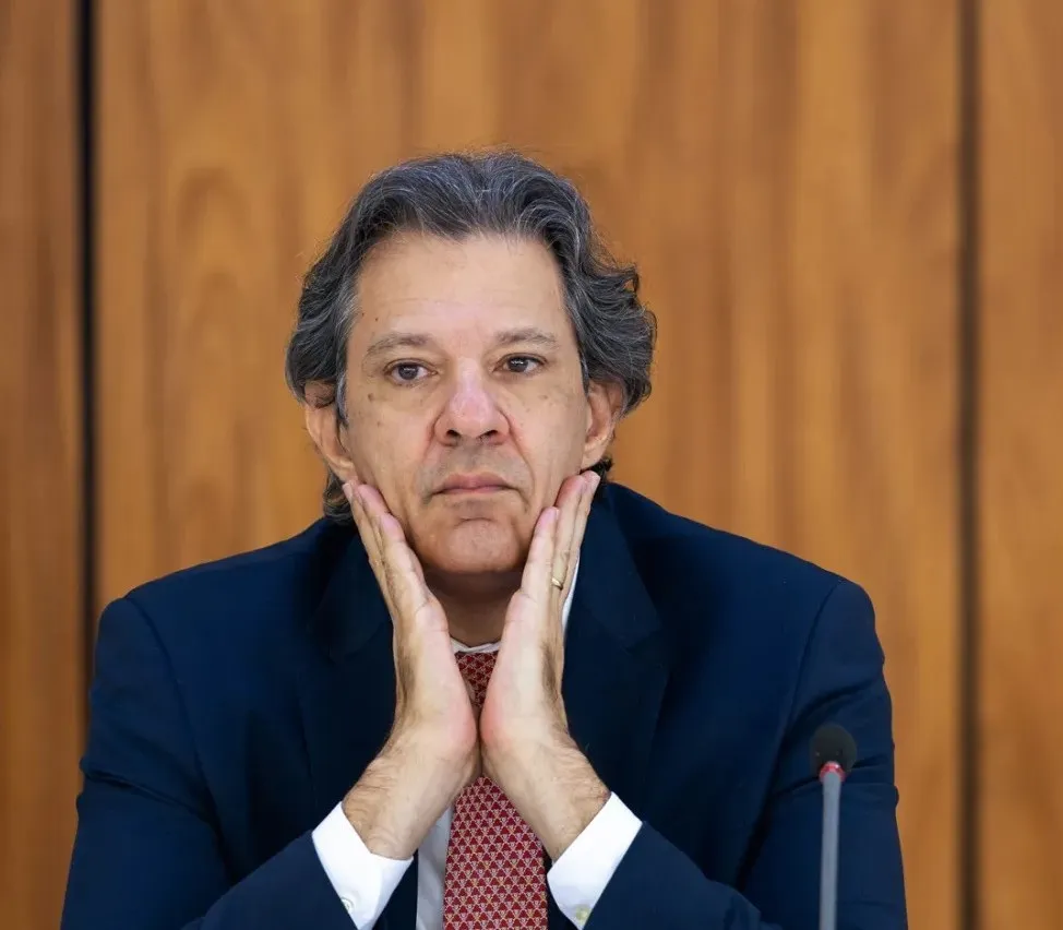 Após repercussão negativa, Governo Federal revoga mudanças no Pix