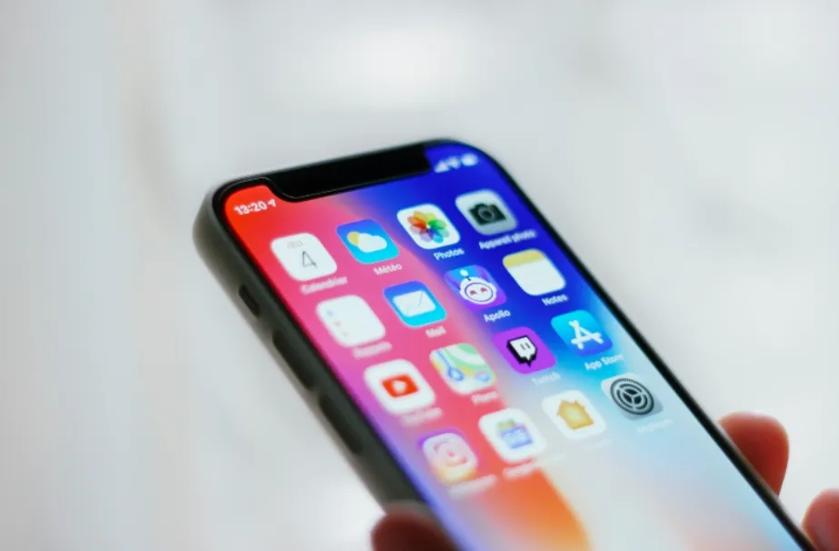 Mais de 50% dos brasileiros deixam de estudar por falta de acesso a internet