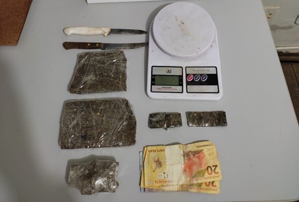 Mais  uma apreensão por conta de tráfico de drogas é registrada; Casal é conduzido a Delegacia de Livramento