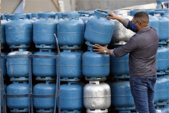 Petrobras anuncia redução de 5,2% no preço do gás de cozinha para refinarias