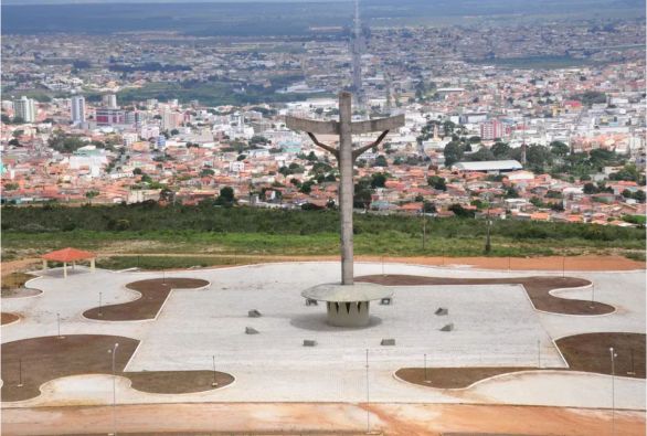 Homem é preso com mais de 1 kg de drogas em Vitória da Conquista