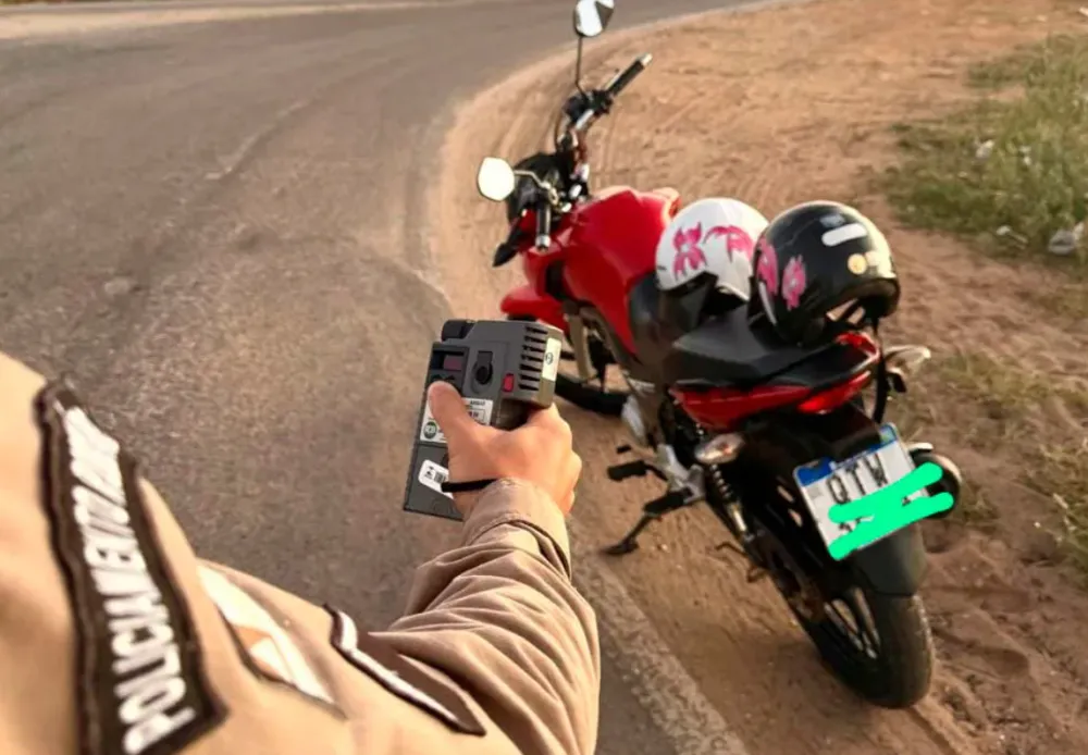 Motociclista é autuado após recusar teste do bafômetro em Brumado