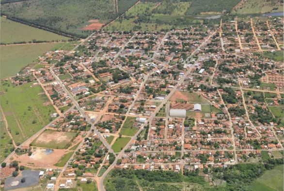 Recém-nascido é abandonado em caixa de papelão em Poções