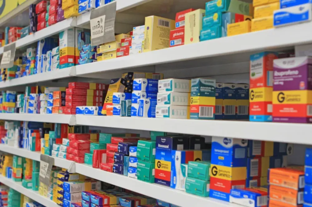 Remédios podem ficar mais caros a partir de hoje com novo reajuste autorizado pelo Governo