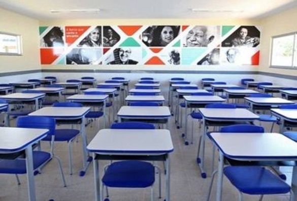 Pesquisa aponta que 132 cidades baianas desejam voltar às aulas presenciais só em 2022