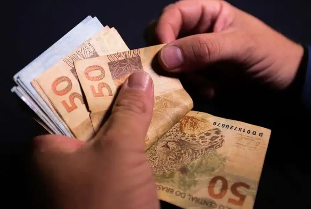 Mercado eleva previsão da inflação e projeta IPCA acima do teto da meta em 2026