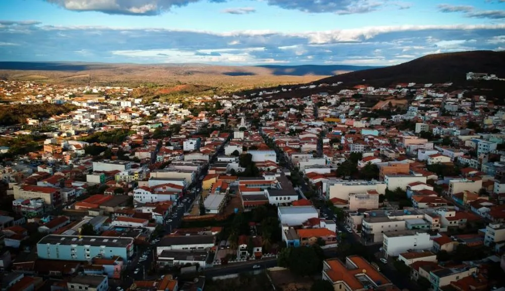 Jovem de 17 anos morre em acidente após fugir da Polícia em Caetité