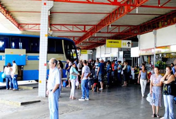 Governo do Estado prorroga para 3 de maio suspensão do transporte intermunicipal; 69 cidades integram a lista