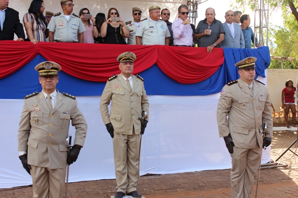 Solenidade marca passagem de comando da Polícia Militar em Livramento