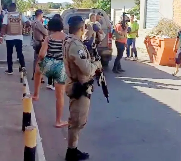 Mulher é esfaqueada e morre em Bom Jesus da Lapa