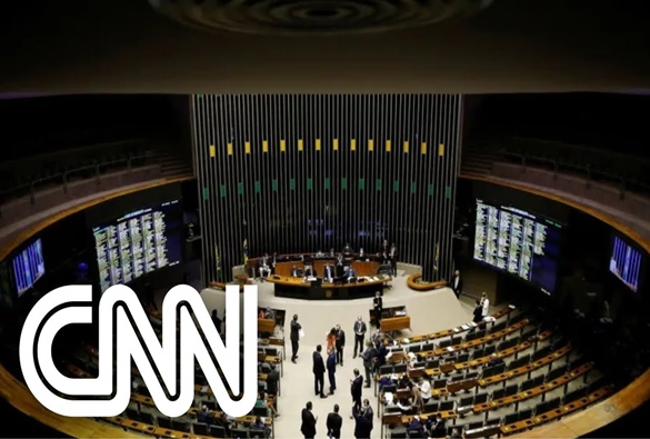 Salário dos parlamentares brasileiros é 15 vezes maior que renda da população