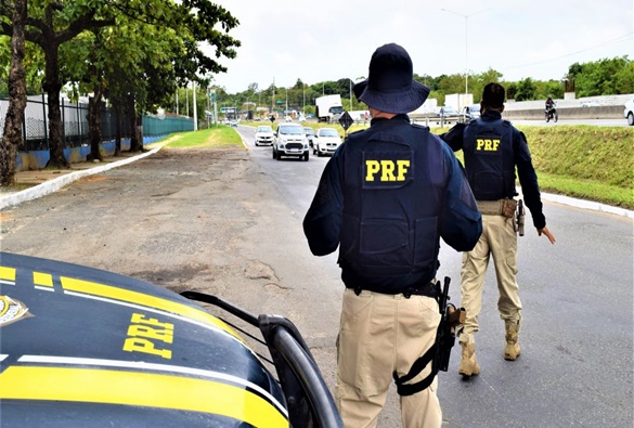 Estradas da Bahia têm aumento de 35% nas infrações de não uso do cinto de segurança