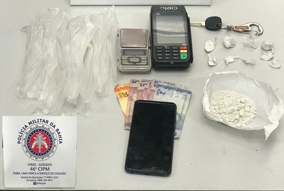 Homem é conduzido a Delegacia por tráfico de drogas em Dom Basílio