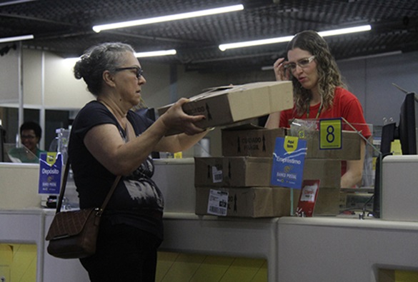 Entregas dos Correios no fim de ano devem atrasar dois dias