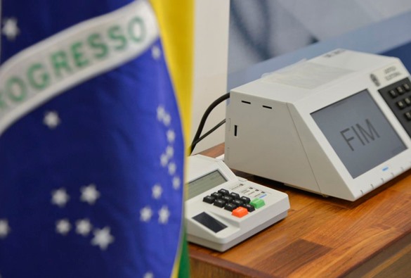 Pedidos de voto em trânsito crescem 278%, diz TSE