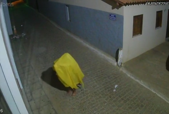 Homem invade bar em Livramento usando TNT para se esconder